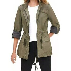 Levi'sNWTWomen's Legacy Cotton Lighweight Fishtail Anorak Jacket.